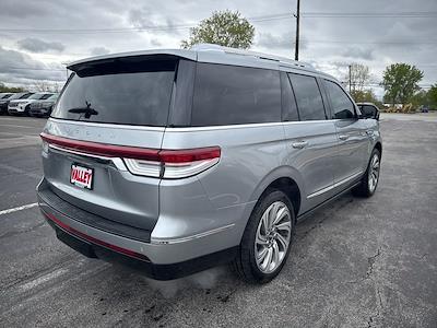 2022 Lincoln Navigator 4WD SUV for sale #931864 - photo 2