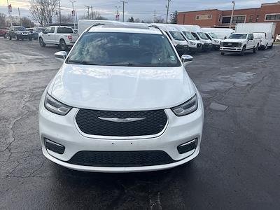 Used 2022 Chrysler Pacifica Limited Minivan for sale #NR168360 - photo 1