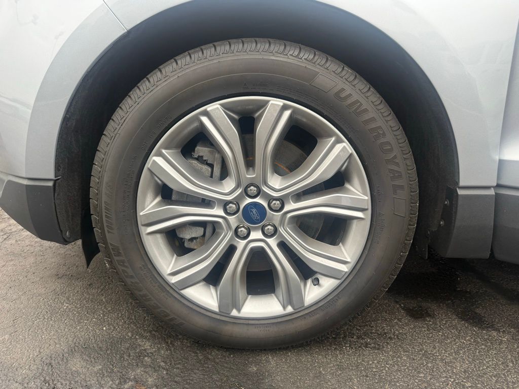 Used 2022 Ford Edge - photo 13