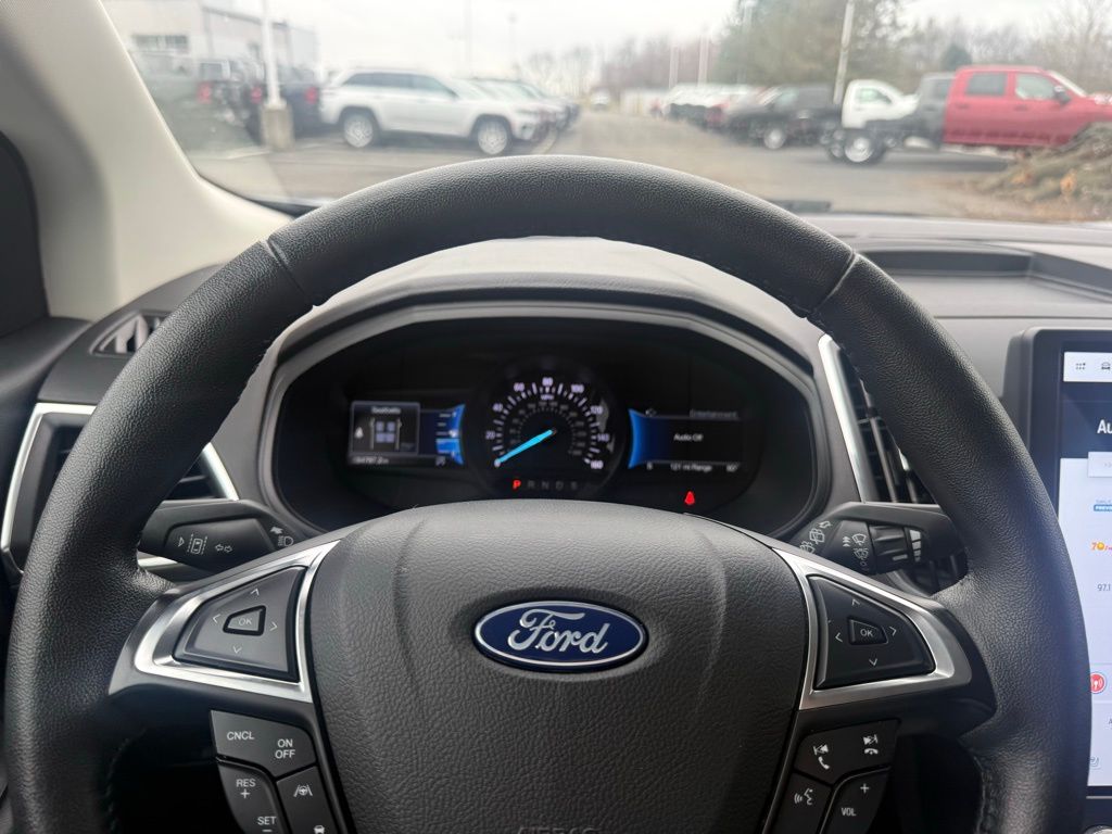 Used 2022 Ford Edge - photo 24