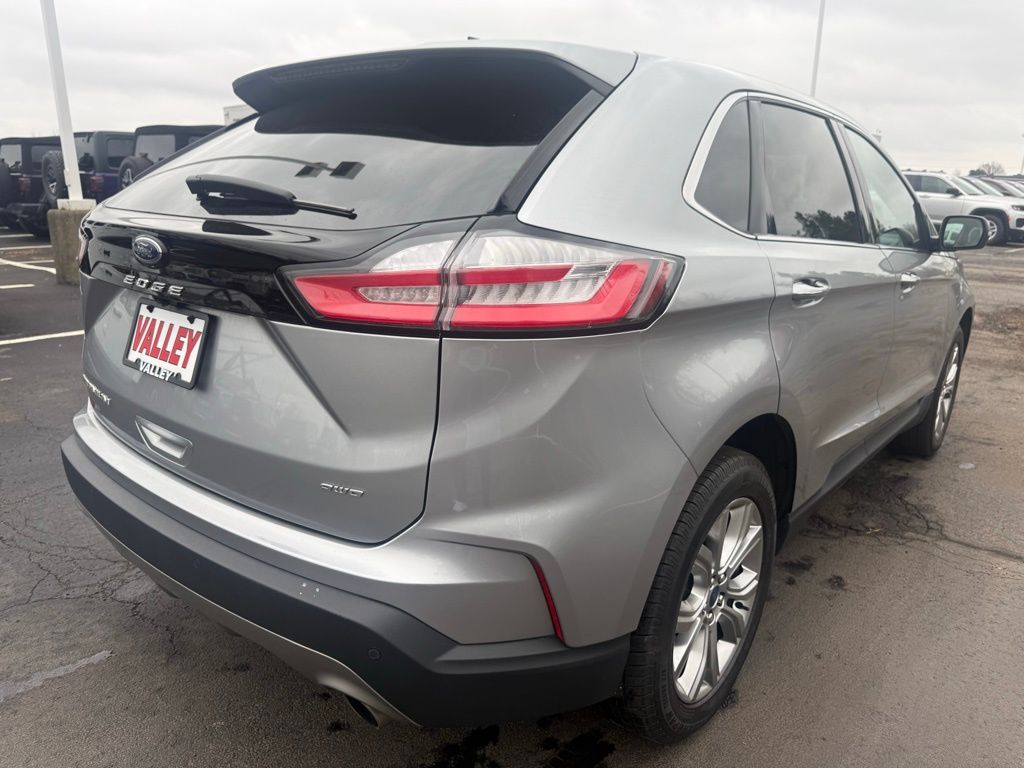 Used 2022 Ford Edge - photo 4