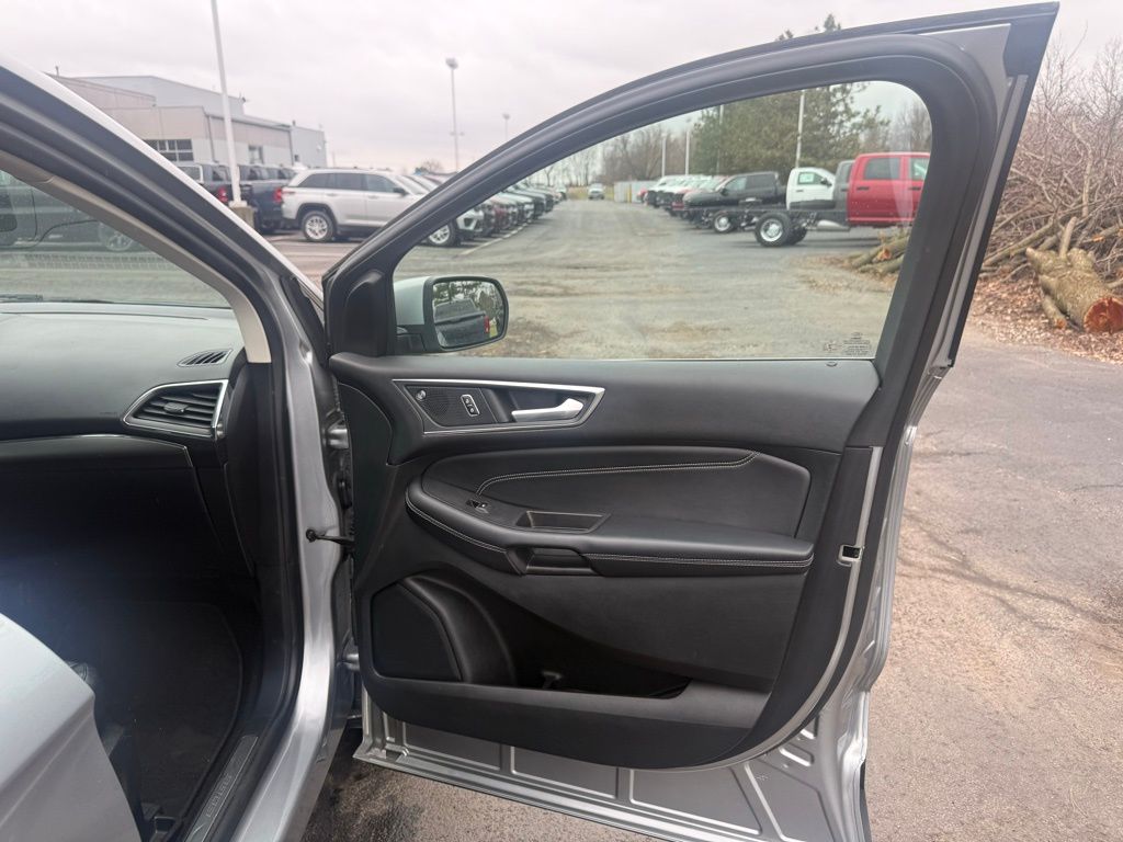Used 2022 Ford Edge - photo 48