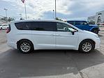 2023 Chrysler Pacifica FWD Minivan for sale #931960 - photo 8