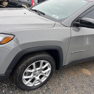 Used 2023 Jeep Compass - photo 1
