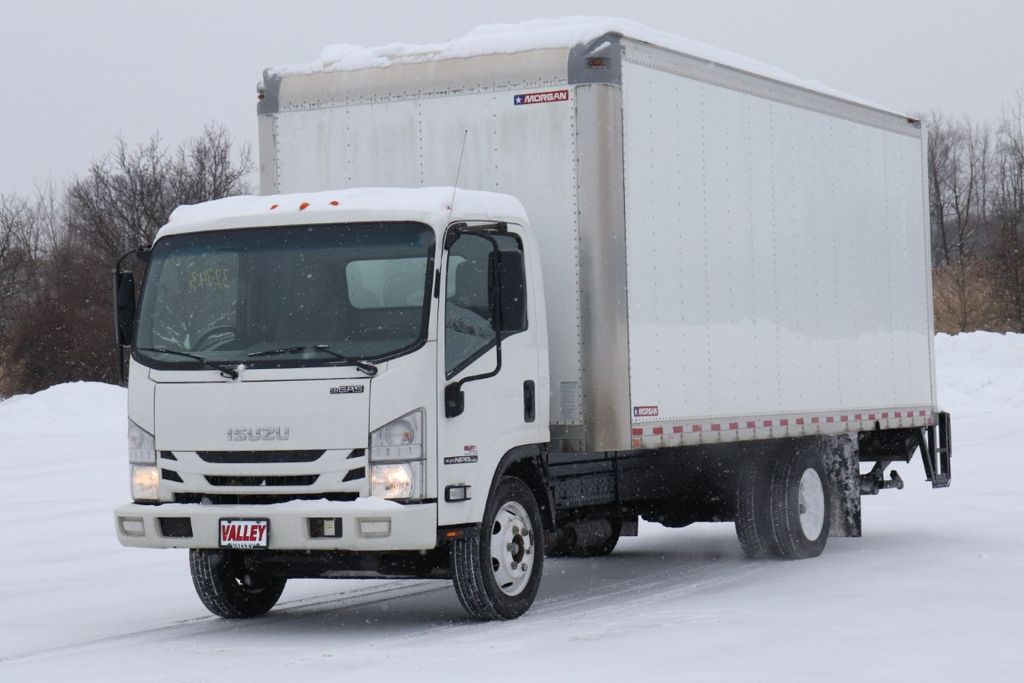 Used 2017 Isuzu NPR-HD - photo 8