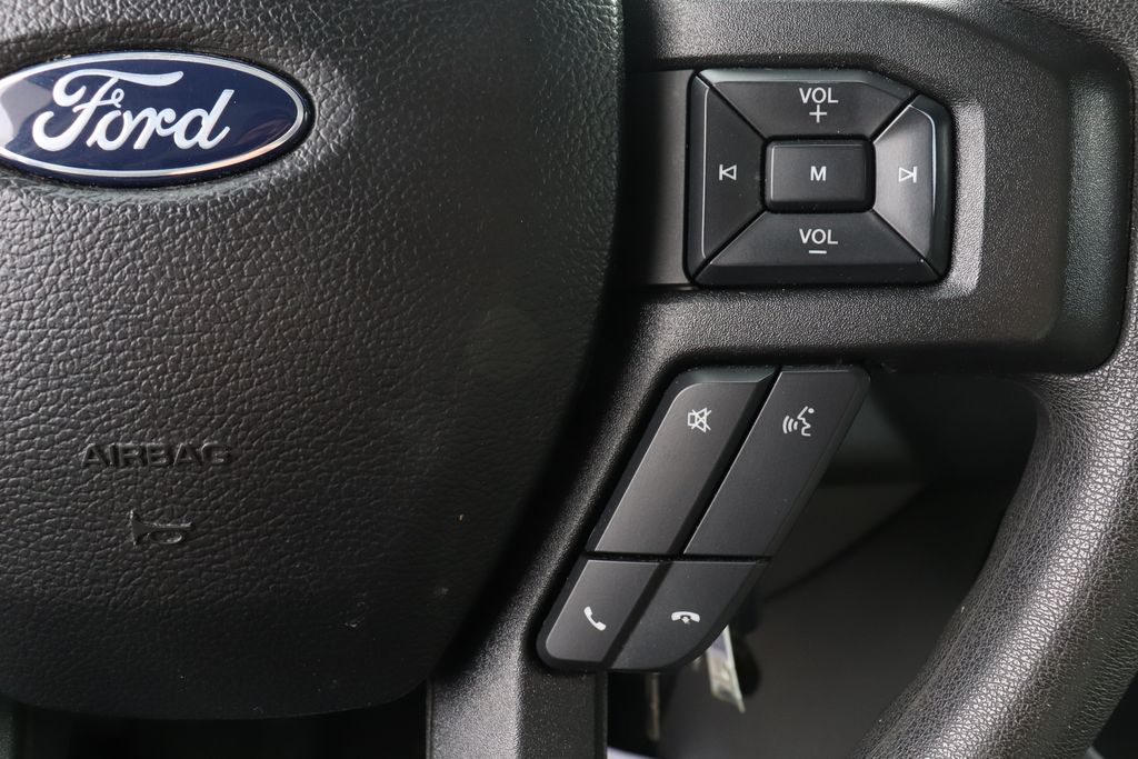 Used 2025 Ford E-450 - photo 22