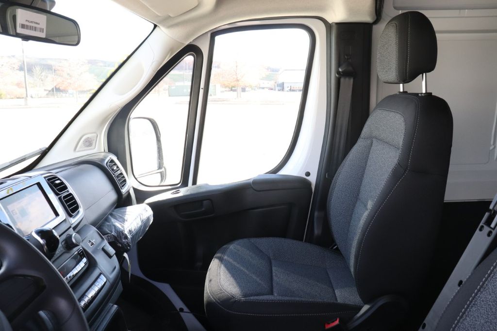 Used 2024 Ram ProMaster 2500 - photo 10