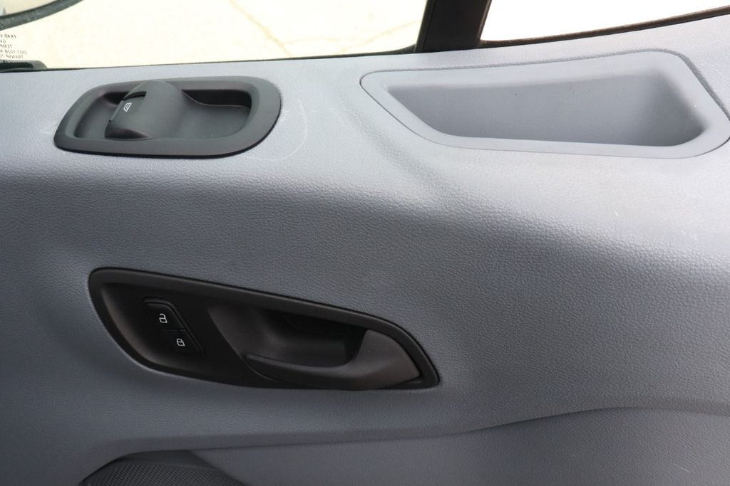 Used 2018 Ford Transit 250 - photo 33