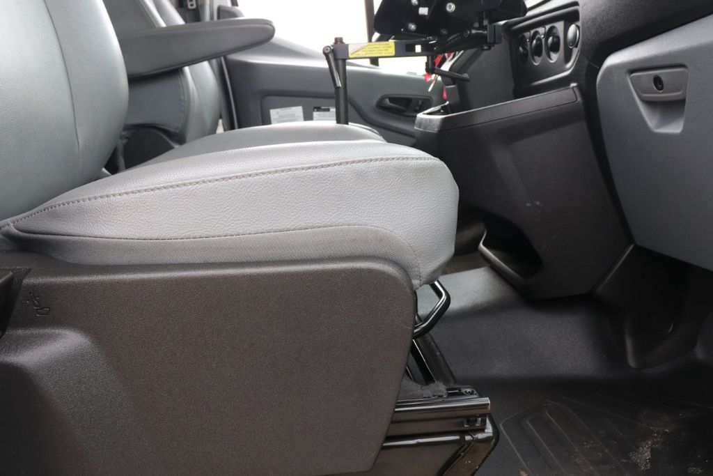 Used 2018 Ford Transit 250 - photo 34