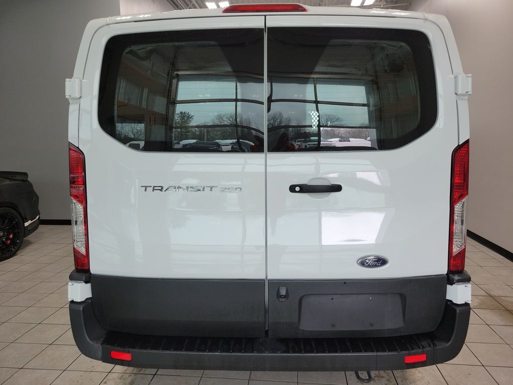 Used 2024 Ford Transit 250 - photo 8