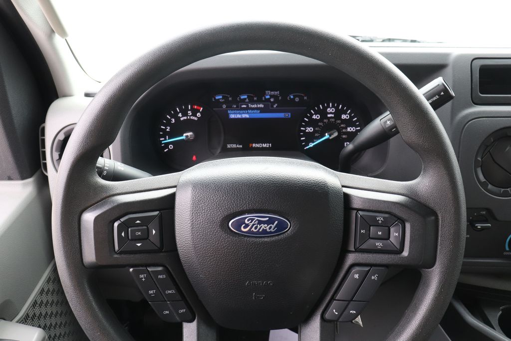 Used 2025 Ford E-450 - photo 20