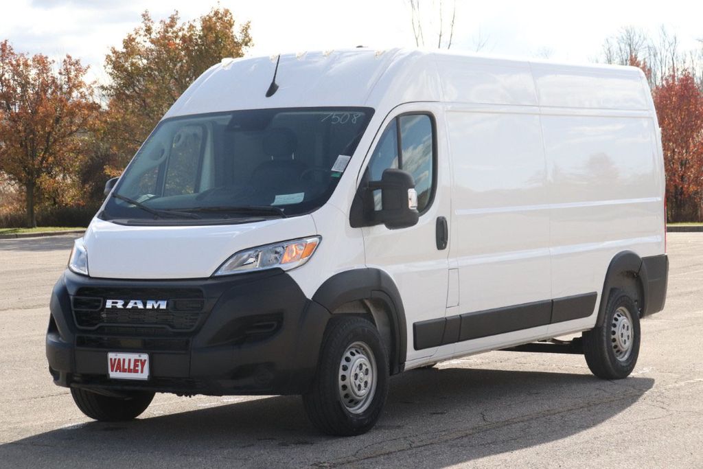 Used 2024 Ram ProMaster 2500 - photo 3