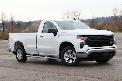 Used 2025 Chevrolet Silverado 1500 - photo 1