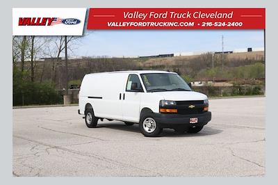 Used 2025 Chevrolet Express 2500 - photo 1