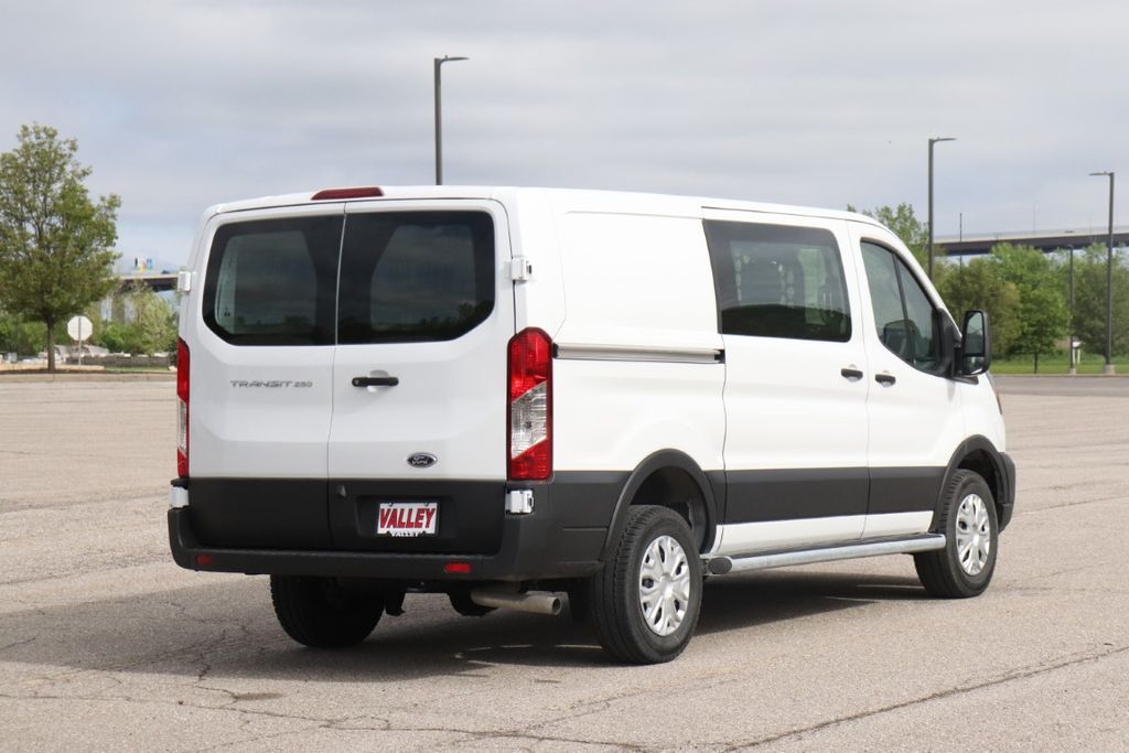 Used 2024 Ford Transit 250 - photo 9