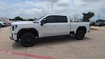 New 2025 GMC Sierra 2500 AT4 Crew Cab 4WD Pickup for sale #SF270626 - photo 37