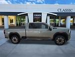 New 2025 GMC Sierra 2500 Denali Ultimate Crew Cab 4WD Pickup for sale #SF351269 - photo 9