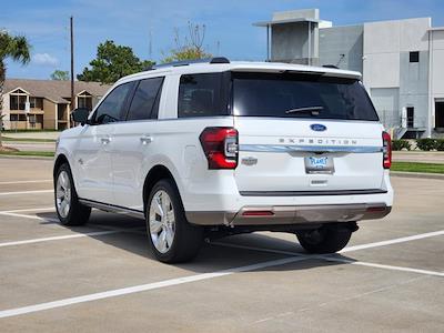 Used 2024 Ford Expedition - photo 1