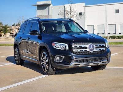 Used 2021 Mercedes-Benz GLB 250 SUV - photo 1
