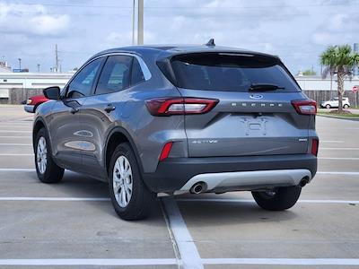 Used 2023 Ford Escape - photo 1