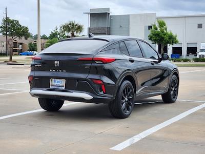 Used 2025 Buick Envista - photo 2