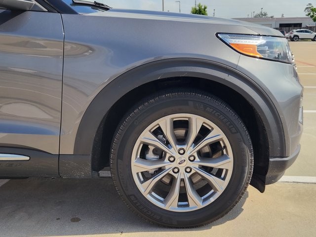 Used 2024 Ford Explorer - photo 9
