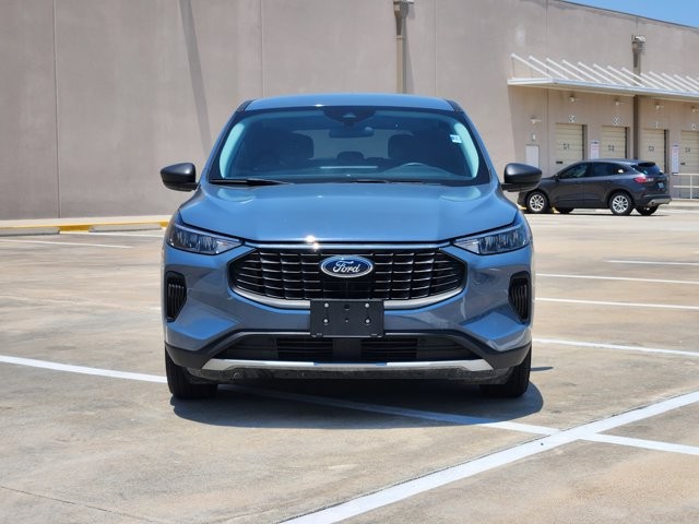 Used 2024 Ford Escape - photo 2