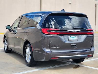 2023 Chrysler Pacifica FWD Minivan for sale #P20188 - photo 2