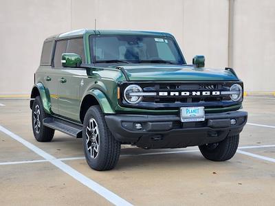 New 2025 Ford Bronco Outer Banks for sale #S6821 - photo 2
