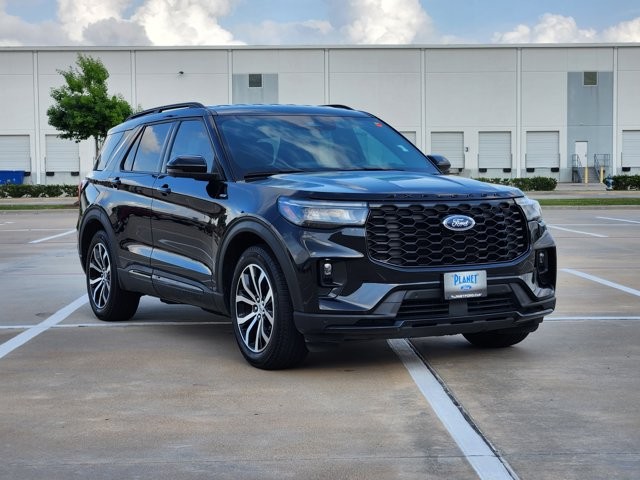 Used 2025 Ford Explorer - photo 5