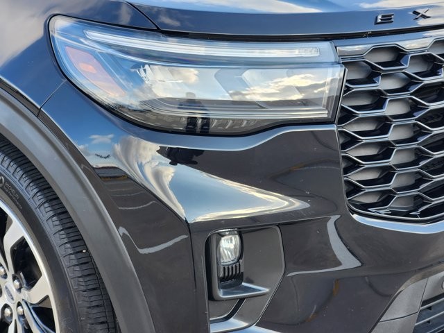 Used 2025 Ford Explorer - photo 10