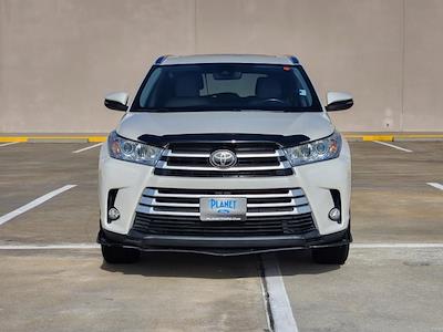 Used 2019 Toyota Highlander - photo 1