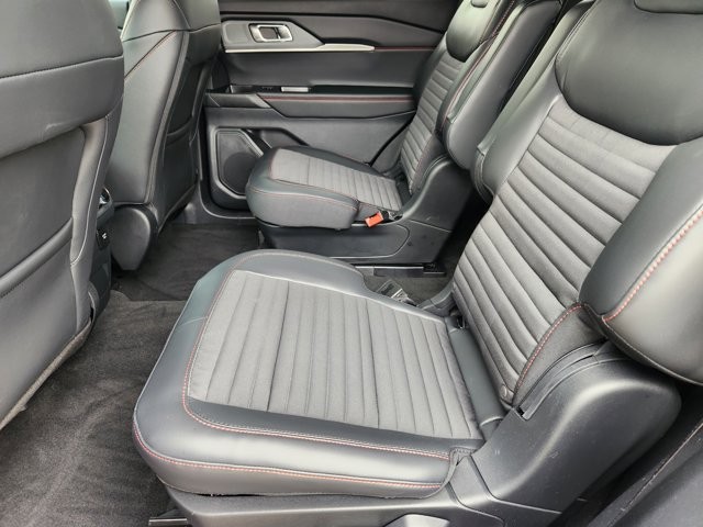 New 2026 Ford Explorer - photo 24