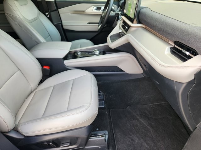 New 2026 Ford Explorer - photo 10