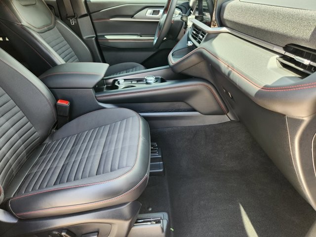 New 2026 Ford Explorer - photo 12