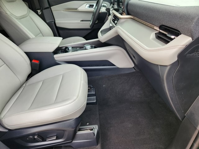 New 2026 Ford Explorer - photo 12