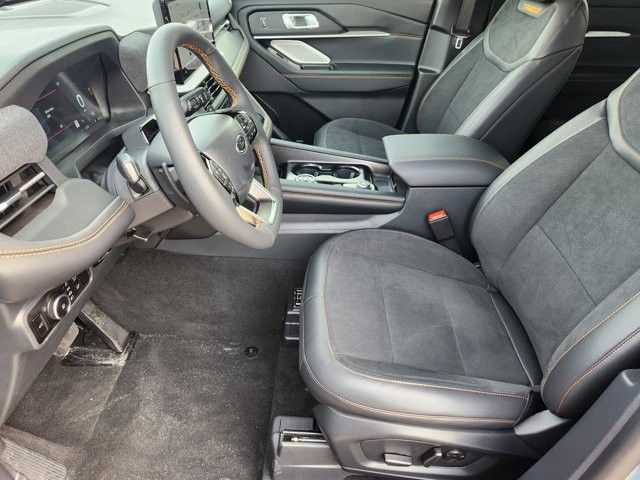 New 2026 Ford Explorer - photo 10