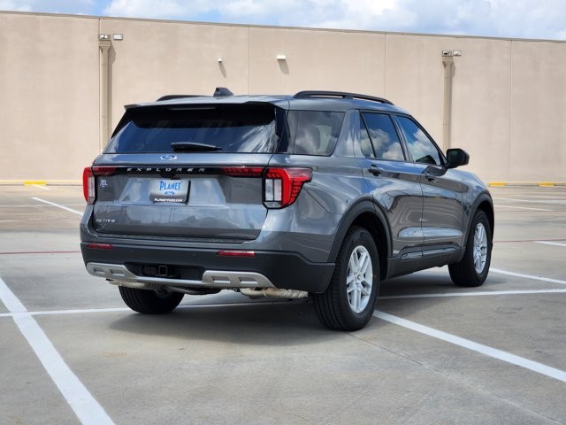 New 2026 Ford Explorer - photo 2