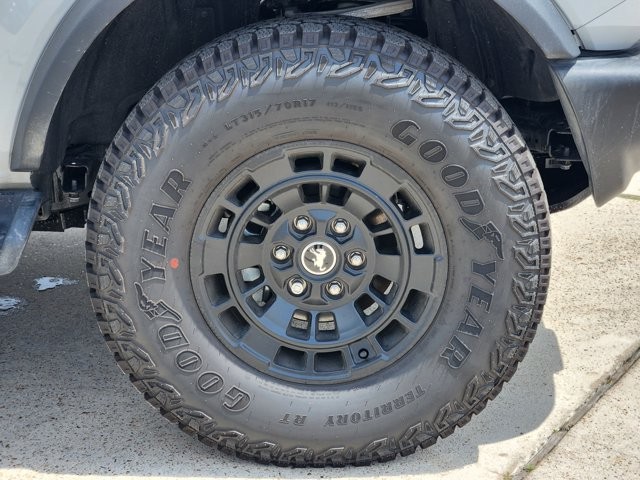 New 2026 Ford Bronco - photo 9