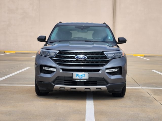 Used 2024 Ford Explorer - photo 2
