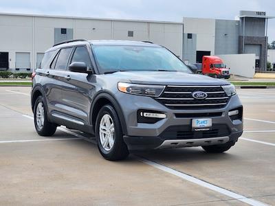 Used 2024 Ford Explorer - photo 2