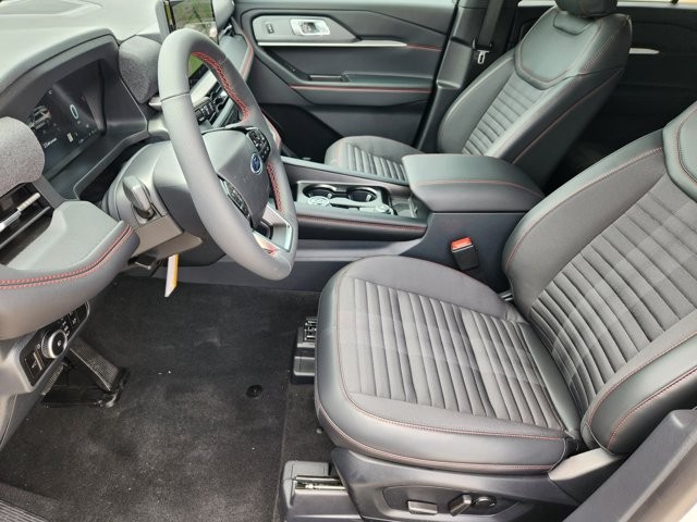 New 2026 Ford Explorer - photo 10