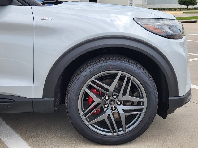 New 2026 Ford Explorer - photo 6