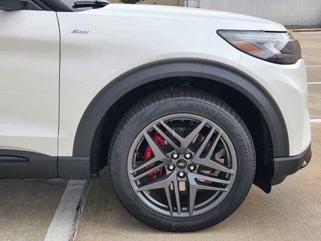 New 2026 Ford Explorer - photo 9