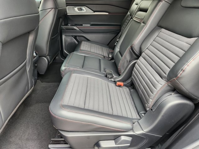 New 2026 Ford Explorer - photo 24