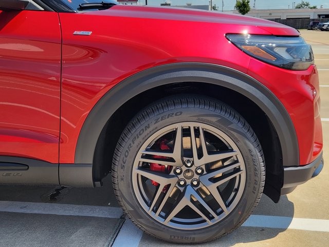 New 2026 Ford Explorer - photo 6