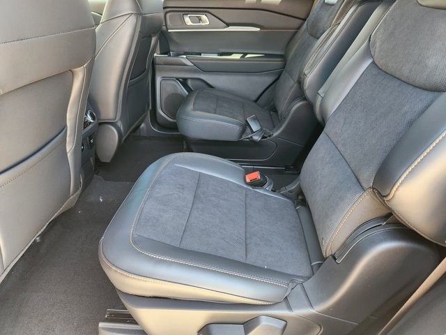 New 2026 Ford Explorer - photo 23