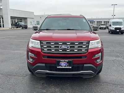 Used 2017 Ford Explorer - photo 2