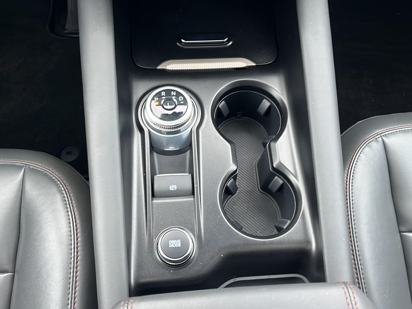 Used 2025 Ford Explorer - photo 17