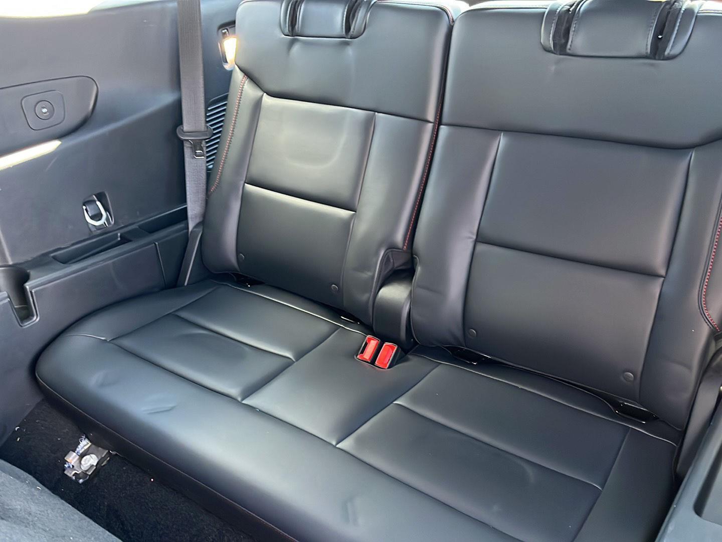 Used 2025 Ford Explorer - photo 17